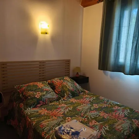 Le Rateau Bavoir Апартаменты Кальви