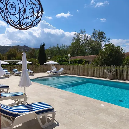 Апартаменты Le Rateau Bavoir *