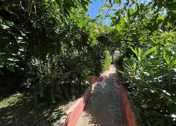 Le Rateau Bavoir Calvi (Corsica)